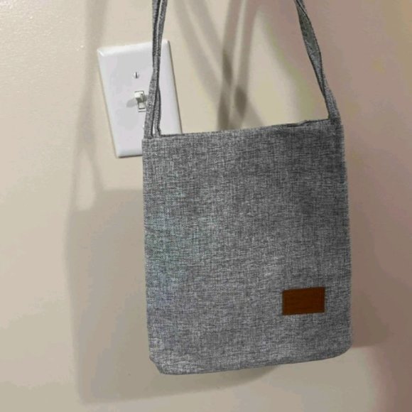 Tote - Picture 1 of 2